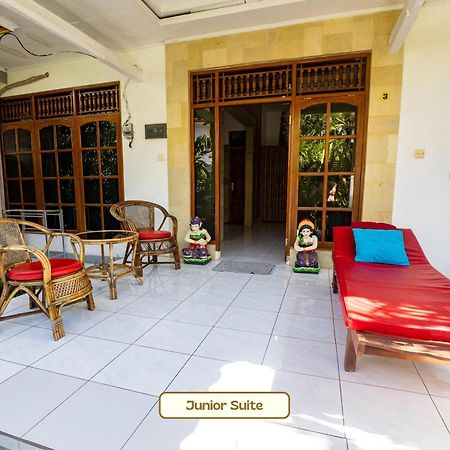 Kaia Lovina Guest House Junior Suite Zewnętrze zdjęcie