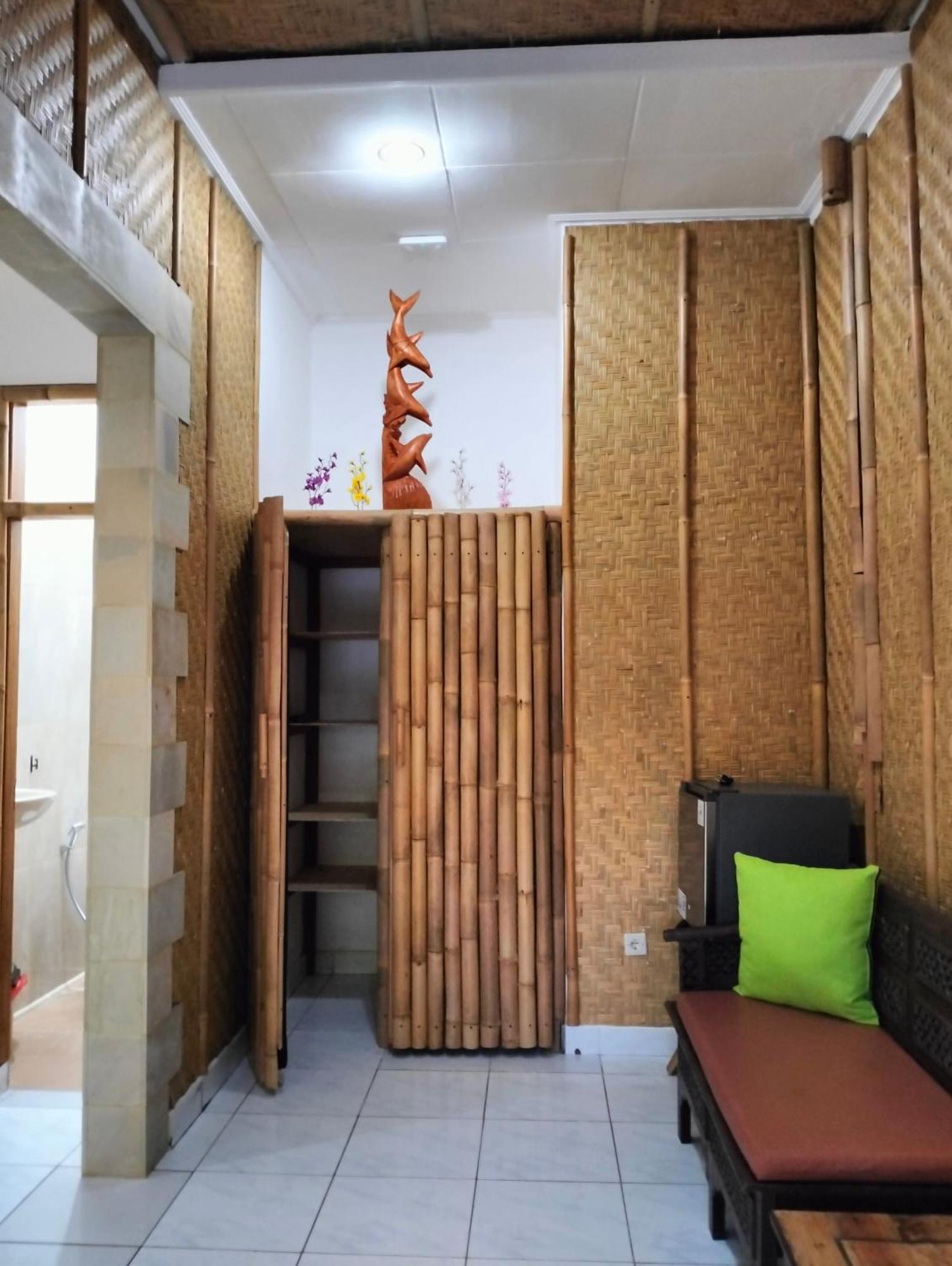 Kaia Lovina Guest House Junior Suite Zewnętrze zdjęcie